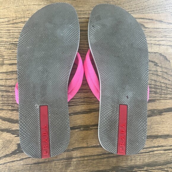 PRADA ~ FLIP FLOPS/THONG SANDALS Pink ~ SIZE EUR 37 ~ 6.5/7 - Picture 6 of 9